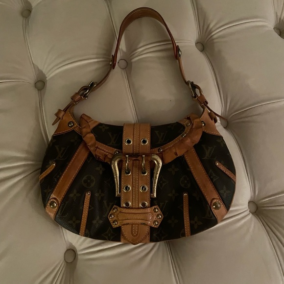 Louis Vuitton Bag - Picture 3 of 4
